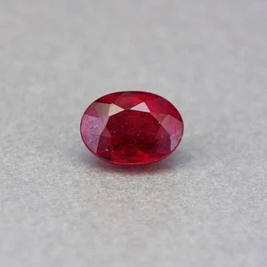 SHOLA Echt 1,51 Ct Natürlicher Rot Rubin aus Madagaskar - Bild 1 von 2