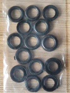 AMT 1950 Ford Convertible Tire Parts  1/25 Scale NOS - Foto 1 di 3