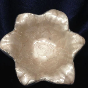 JULIA KNIGHT SMALL LILY PETAL PINK BOWL 4 5/8" HANDMADE SAND CAST ALUMINUM - Picture 1 of 3