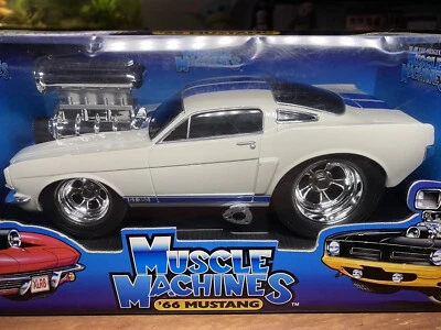 Muscle Machine 1:18 Die Cast 1966 Ford Mustang GT 350 Funline 2000 Diecast - Image 1 of 4
