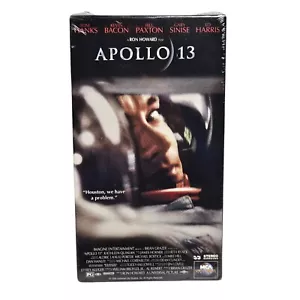 Apollo 13 VHS Tape Sealed Universal Watermarks Tom Hanks Kevin Bacon - Foto 1 di 7