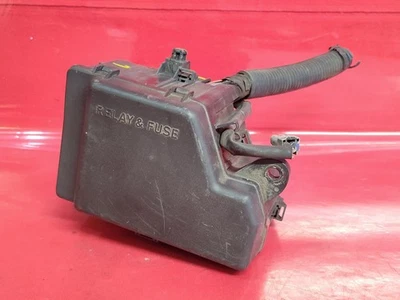 2001-2003 Toyota Prius 1st Gen Engine Bay Fuse Box Junction Block 82721-47010 - Image 1 of 4