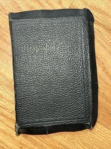 Holy Bible By World Syndicate Publishing Company Vintage Dates Prior To 1935 - Picture 1 of 16