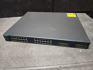 24 Port Ethernet Switch, Cisco Catalyst 3550 __ - Picture 1 of 6