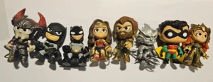 Funko Mystery Minis Lot of 8 DC Figures, Batman Robin Wonderwoman Aquaman + - Picture 1 of 15
