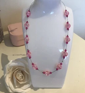 BNWOT Light & Dark Pink Beaded Wire Necklace Silver Tone Handmade π Two Tone - Picture 1 of 4