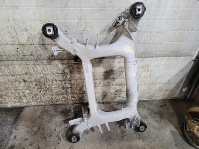 (SOLO RECOGIDA LOCAL) Crossmember/K-Frame suspensión trasera compatible con BMW M760i 205 17-22 Foto 1 de 3