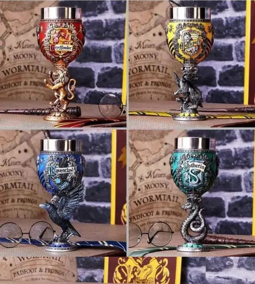 ® ANDRESI - HP FASHION Hogwarts Wein-Kelche - Zauberschule Wappen der Häuser Gryffindor, HP, Slyth,Rav.