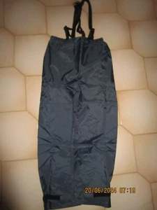 AUSTRALIAN NAVY WET WEATHER PANTS X 4 ,CARRYCODE, SIZE MEDIUM 32"-38" WAIST,NEW - Picture 1 of 5