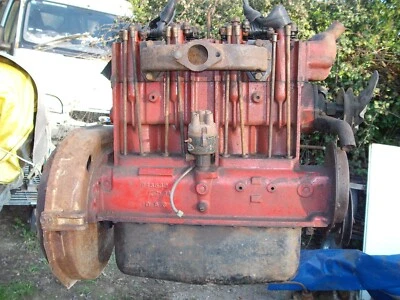 Four cylinder Chevrolet OHV engine 171 cubic inch 2.8 litre 1913 - 1928 - Image 1 of 4