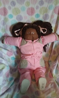 1978-1983 ORIGINAL FABRIC FACE CABBAGE PATCH/Little People  HAND SIGNED - Image 1 of 4