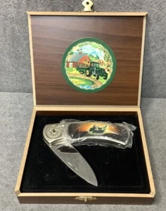 John Deere Tractor Pocket Knife with Wood Box - Picture 1 of 10