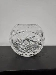 Geschliffenes Glas Bleikristall Rosenschale Vase mit wunderschönem Fächer Stern Design 5 Zoll  - Bild 1 von 7
