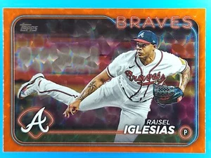 Raisel Iglesias 2024 Topps #396 Atlanta Braves Orange Crackle Foil Baseball /299 - Picture 1 of 2