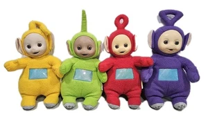 Teletubbies peluche vintage 1998, Hasbro Playskool, set completo - ottime condizioni - Foto 1 di 12