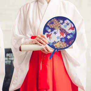 Lot de 4 éventails pliables : éventails ronds portables, imprimés de dessins - Picture 1 of 12