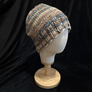 Handmade knitted Hat Beanie Adult - Picture 1 of 7