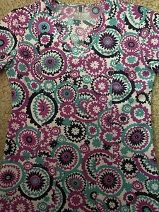 Med Couture Scrub Top Multicolor Paisley Floral Green Pink Black Nurse XS - Picture 1 of 8