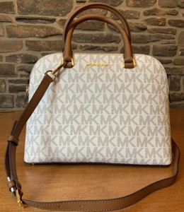 michael kors cindy medium