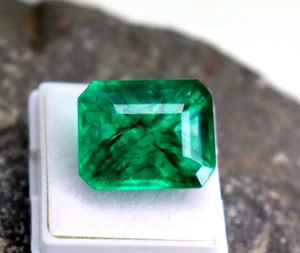 Unheated Untreated Emerald Green Stone Natural Big Size Emerald Cut Emerald 20ct - Picture 1 of 7