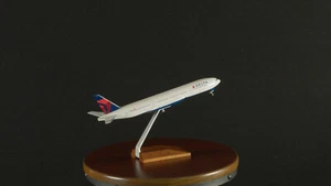 SkyMarks Delta Boeing 777-200 Model Plane with Wood Stand - Picture 1 of 6
