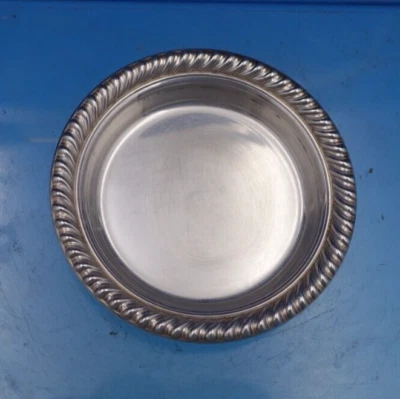 English Gadroon by Gorham Sterling Silver Butter Pat #320 3/8" x 2 3/4" (#8039) - Image 1 of 4