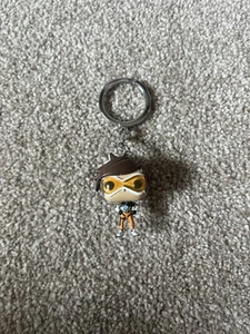 Funko Pop! Vinyl Overwatch Tracer Keychain - Picture 1 of 2