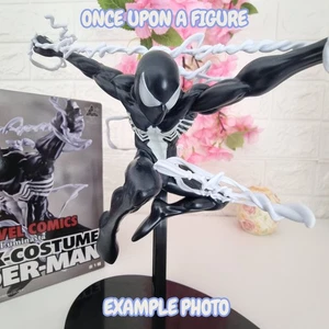 Spider-man Black Costume Figure Marvel Comics Luminasta Originale - Foto 1 di 15