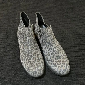 Mephisto womens Samira Grey Suede Leather Leapor Bootie Sz 10 MSRP $329 - Picture 1 of 11