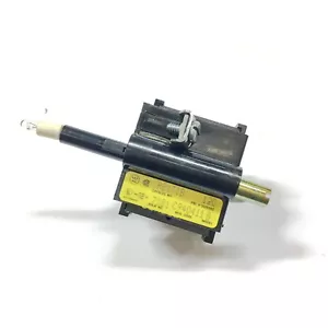 PB1T1B Westinghouse Pulsante Resistente, Illuminato, Push-Pull, 120V60Hz - Foto 1 di 4