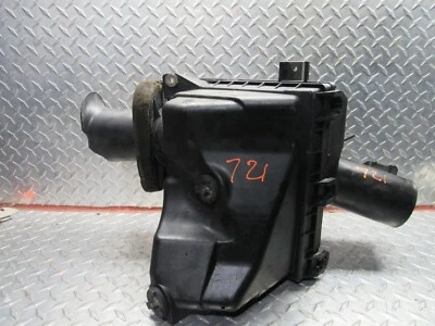 Nissan Armada LE 2009 caja de filtro de aire 4 puertas 5,6 L Foto 1 de 4