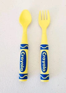 Juego de cuchara y tenedor de alimentación para bebé Crayola Munchkin vintage RARO, amarillo y azul - Imagen 1 de 4