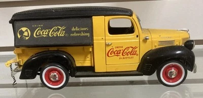 ERTL Coca-Cola Die Cast Replica Car #1609U - Image 1 of 4