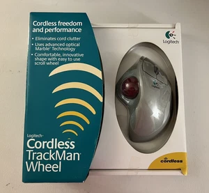 Mouse per computer Logitech Cordless Trackman Wheel, nuovo con scatola, sigillato in fabbrica. NUOVO! 2002 - Foto 1 di 16
