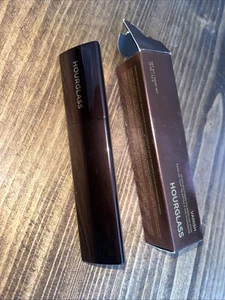 Hourglass Vanish Seamless Finish Foundation Stick- Shade 2. RRP £49.00 - Picture 1 of 5