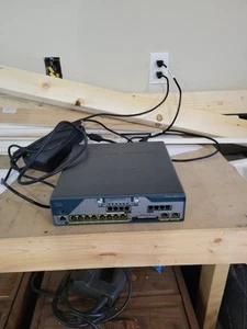 Cisco 1800 Series 1861E-SRST-F/K9 V01 Integrated Services Router With Power Cord - Picture 1 of 6