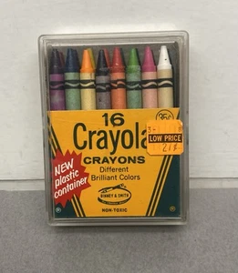 16 Crayola Crayons In Plastic Container No. 16 P Binney & Smith Vintage - Picture 1 of 7