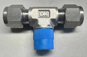 Camiseta DK-LOK Macho Rama 3/8” Tubo X 1/4” MNPT Swagelok Ref # SS-600-3TTM - Imagen 1 de 2