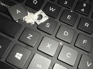 Single Key Cap + Clip For Dell XPS 9370/9380/7390 P/N: 3CM18 Model: SN7270BL - Picture 1 of 2