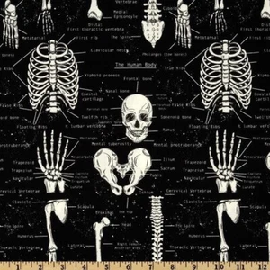 1 yarda 3 pulgadas que brilla en la oscuridad - tela de algodón edredón negro calavera esqueleto - Imagen 1 de 2