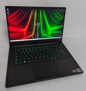 Razer Blade RZ09-0427 13.3" QHD 165Hz AMD Ryzen 9 6900HX 16GB 1TB | RTX 3070 Ti - Picture 1 of 10