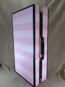 Very Rare Vintage Victoria’s Secret Large Display Luggage Trunk Doesn't Open - Picture 1 of 24