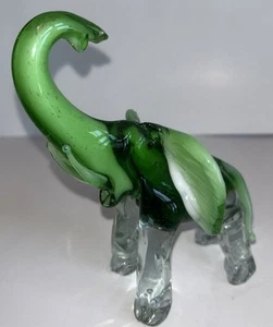 Green Glass Elephant. Beautiful kk472 - Picture 1 of 5