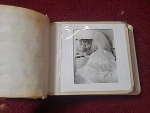 Vintage 1960s Wedding Album 22 B&W Professional Photos - Picture 1 of 13
