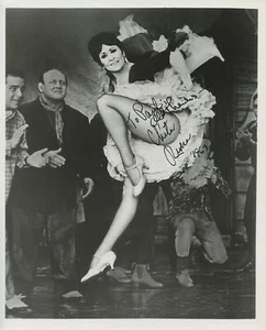 Chita RIVERA: Signed Photograph (DANCE) (THEATRE) (FILM) (SONG) - Picture 1 of 1