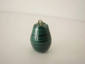 Schöner Malachit Kettenanhänger, Birnchen - Bild 1 von 1