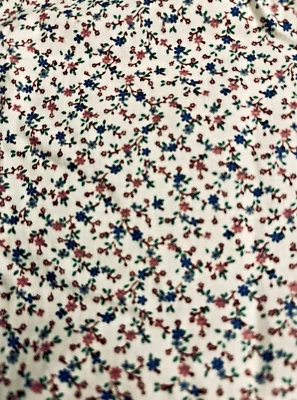 VTG Cranston TINY Ditsy Pink Wine & Blue Florals on Ivory Cottagecore 20"X12" - Image 1 of 4