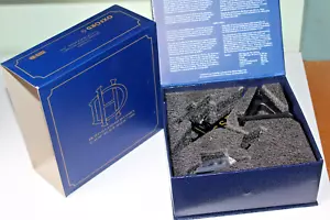 OXFORD DIECAST 1:72 DE HAVILLAND DH.88 COMETA - BLACK MAGIC 72COM001 - Foto 1 di 2