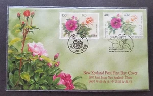 [SJ] New Zealand China Joint Issue Flowers 1997 Rose (joint FDC) *dual PMK - Picture 1 of 5