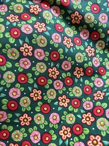 Mary Engelbreit Trimming The Tree Christmas Fabric Fried Egg Flower Green 2 2/3Y - Picture 1 of 4